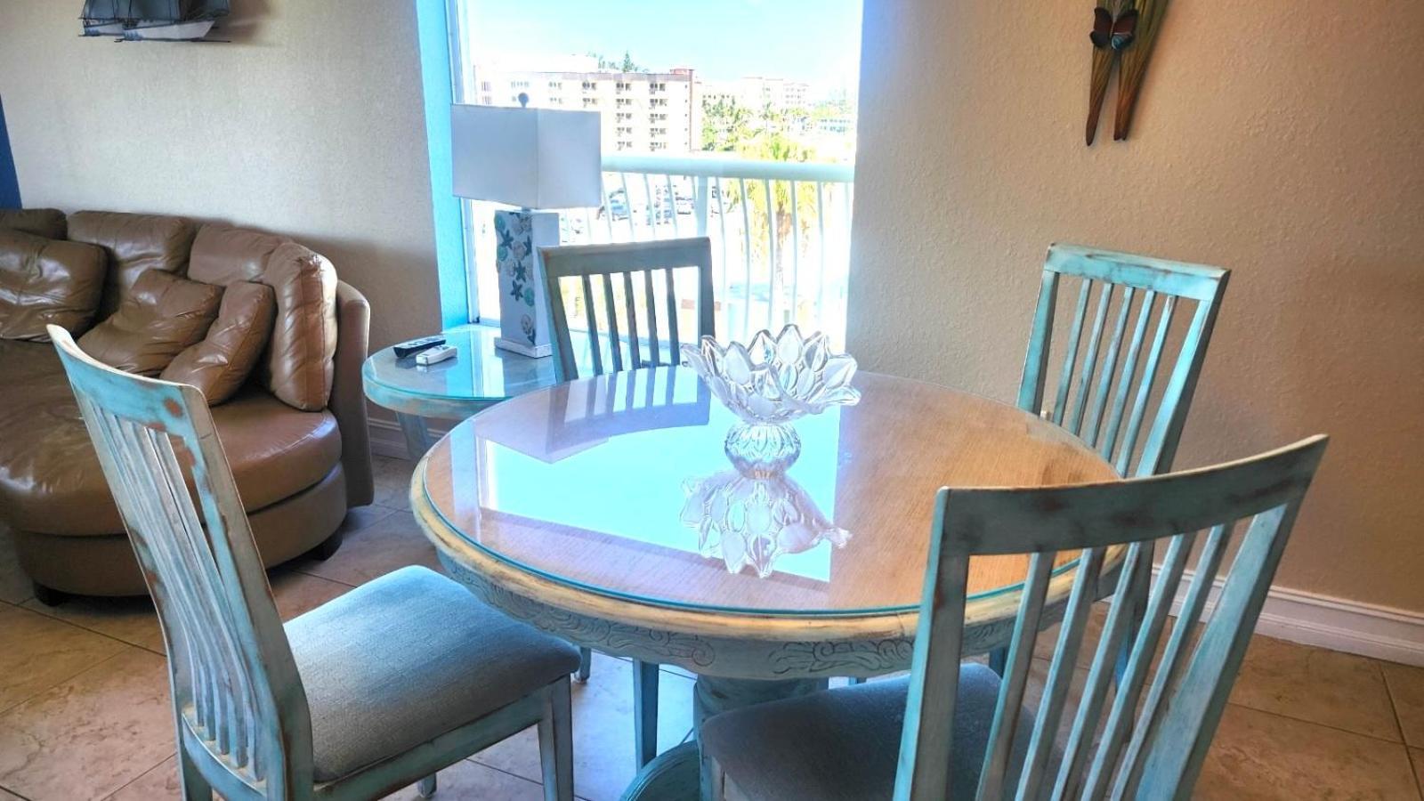 Sunset Sands From Oasis Getaways St. Pete Beach Exterior photo